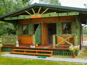 Domek Nad Jeziorem/Seehaus 1B (Sławno/Łętowo)