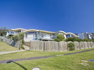 Pierview Apartments