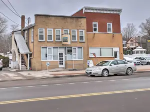 Upstate New York Studio Rental - Pet Friendly