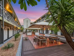 โรงแรมสเตย์ แอท อลิซ สปริงส์