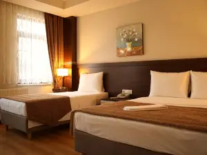 Pelemir Hotel