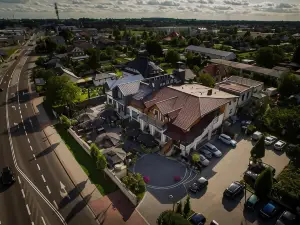 Hotel & Restauracja Gniecki