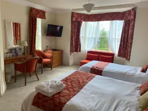 Farnley Tower Guesthouse