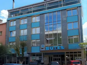 Atlas City Center Hotel