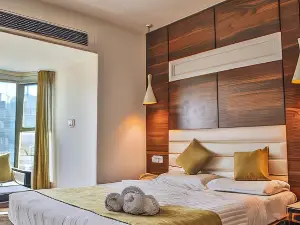 HOTEL SUN 'N' SHINE