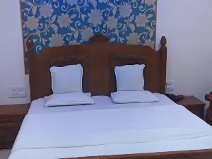 Hotel Shalimar Executive, Uran Islampur