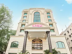 Regenta Central Lucknow by Royal Orchid Hotels Limited