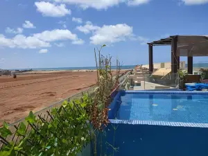 Roof Top Duplex with Solarium