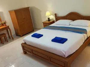Kasithorn Apartment's & Hotel