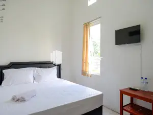 Pringgondani Guest House at Pandanaran Hills Semarang