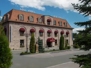 Nane Hotel