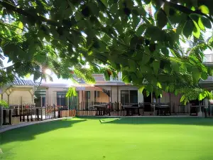 Golf Resort Digne-Les-Bains by Adonis
