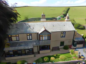 Tregondale Manor Farm