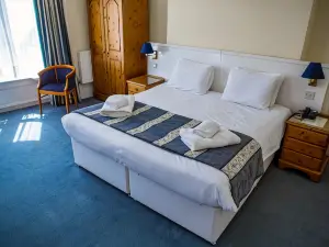 Yelf's Hotel