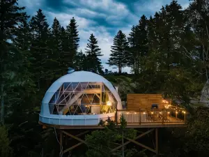Domes Rocher Percé at Domaine Renard