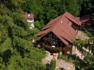 維拉左里拉旅館