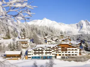Mountains Hotel