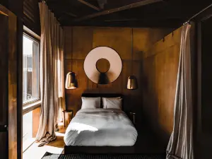 Casa Silencio Hotel Boutique & Distillery