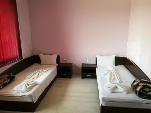 Guest House Karaulanov