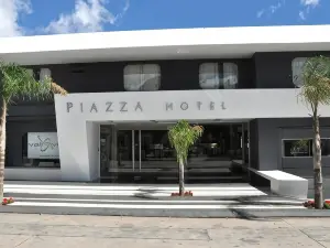 Piazza Hotel