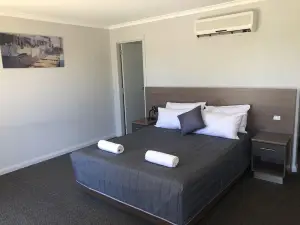 Coro Club Motel