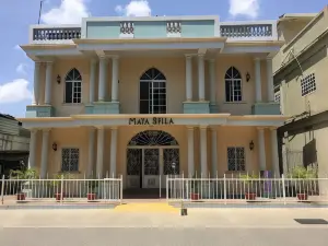 Maya Bella Downtown Hotel