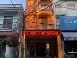 Nhu Quynh Hotel