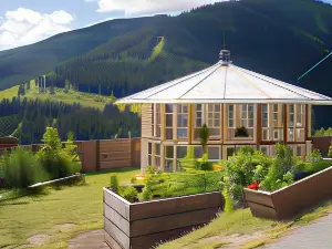Hepi Lodge