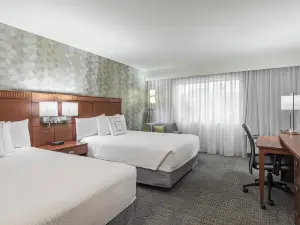 Courtyard Knoxville Cedar Bluff
