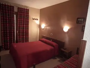 Hostal la Muralla