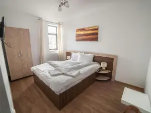 Citadel Aparthotel