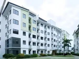 2 Br Staycation Beside Enchanted Kingdom