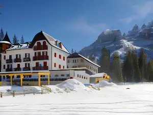 Hotel Croda Rossa
