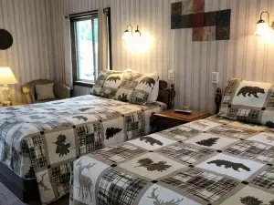 Weirs Beach Motel & Cottages