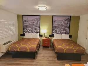 Super 8 by Wyndham El Centro North