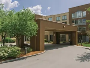Courtyard Nashua