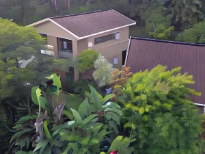 Xanadu Guest House
