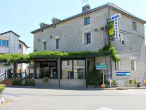 Logis Hotels- Auberge de la Tour - Hôtel et Restaurant