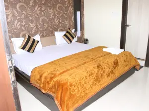 Hotel Yash Raj Palace