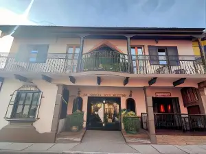 Hotel Plaza Yat Balam