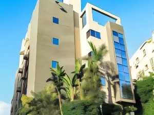 NewCity Hotel & Suites