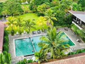 Amanuba Hotel & Resort Rancamaya
