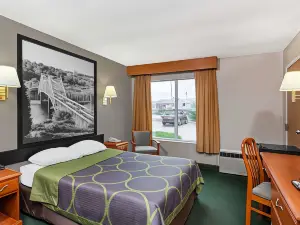 Super 8 by Wyndham Athens