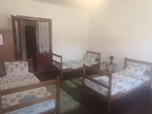 CycloCamp & Hostel