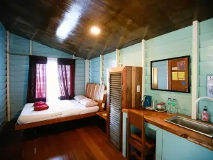 Camp Soteria Resort:Pacific Ocean on your doorstep