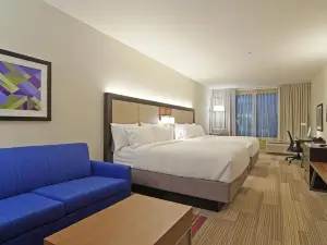 Holiday Inn Express & Suites Phoenix North - Scottsdale