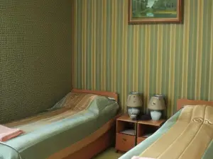 Яръ