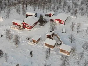 Arctic Gourmet Cabin