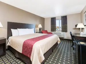 Super 8 by Wyndham Springfield East