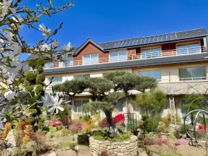 Logis l'Auberge - Maison Glenn Anna